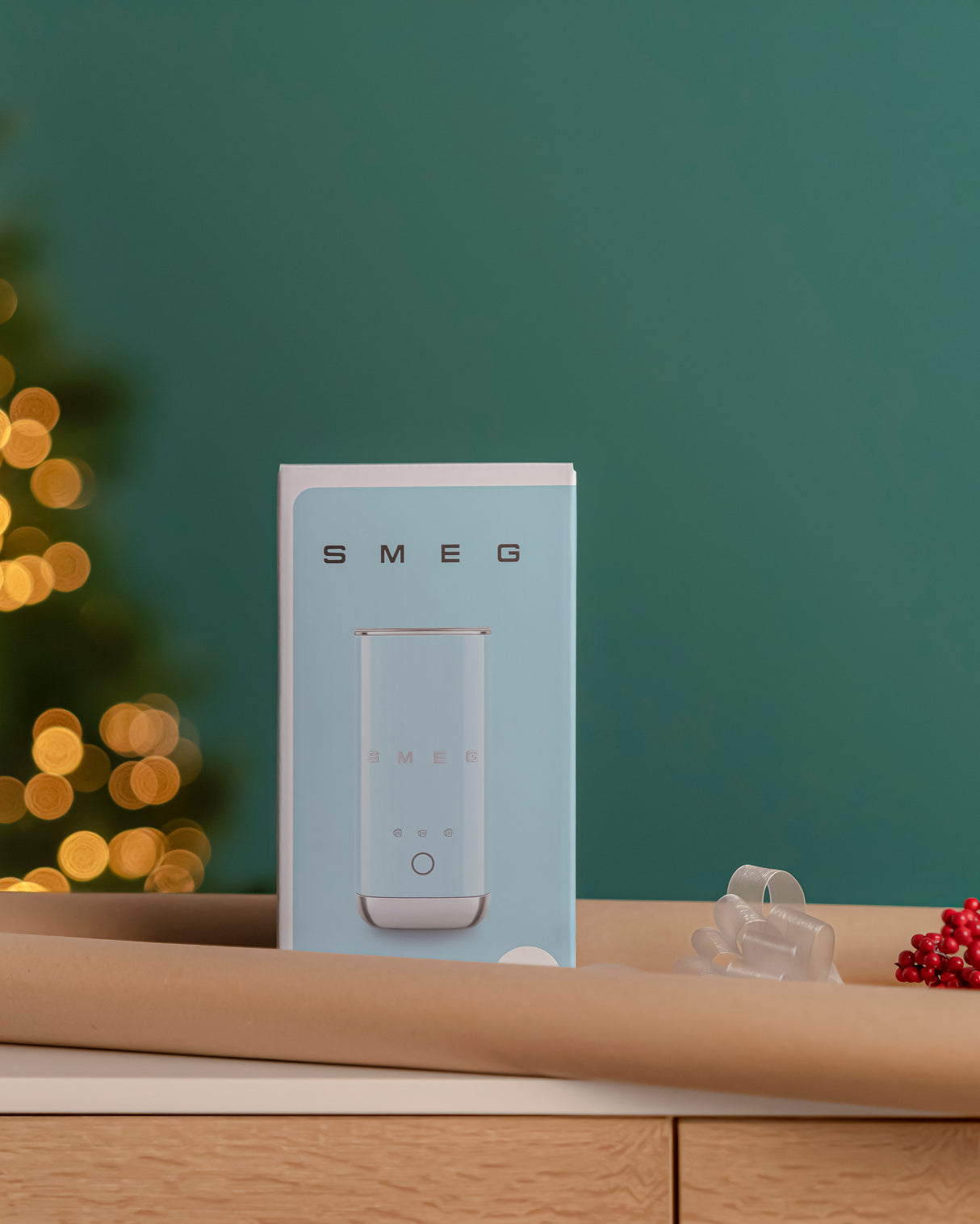 Smeg MFF02BLEU mini mælkeskummer sort