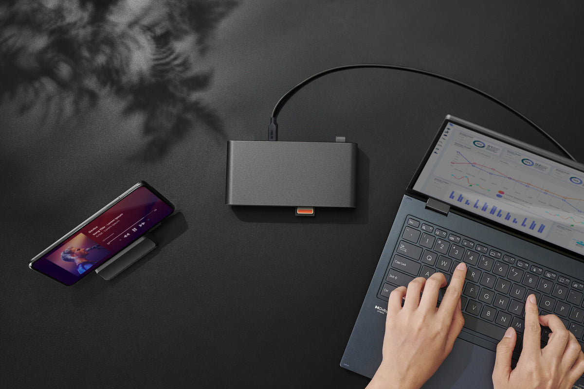 ASUS Triple Display USB-C Dock Duo DC301 Ledningsført Sort