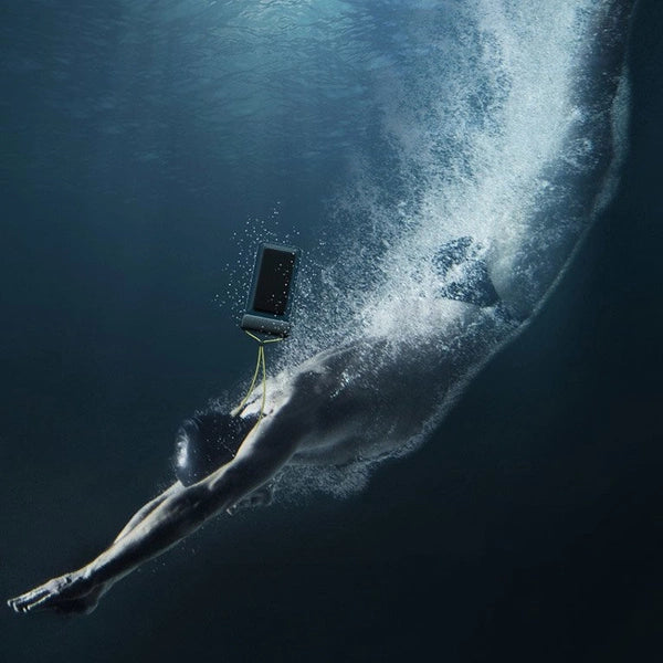 Baseus universal vandtæt telefoncover (maks. 7,2'') til swimmingpool IPX8 hvid (ACFSD-D02)