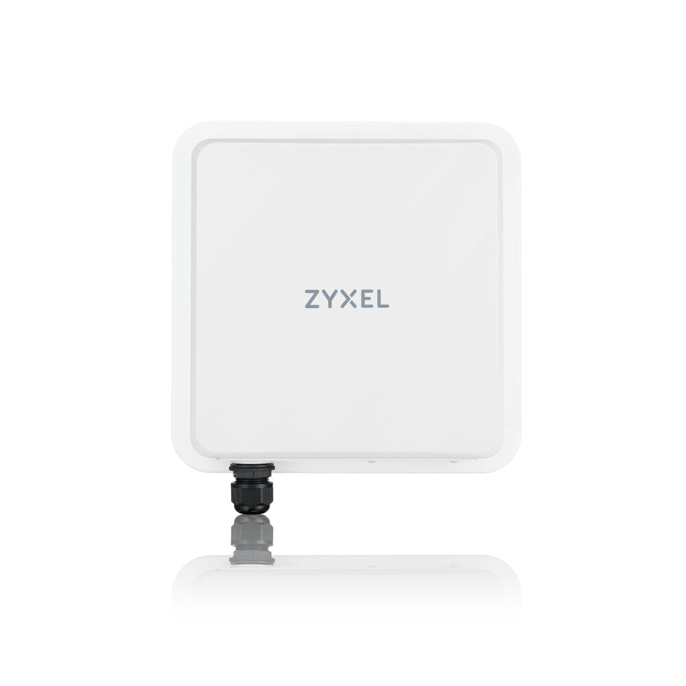 Zyxel Nebula FWA710 5G Outdoor PoE Router med 1 års Nebula Pro Licens