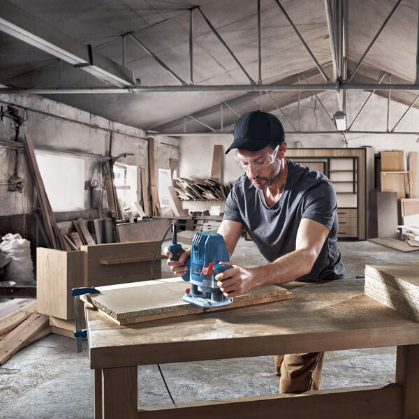 Bosch GOF 130 Sort, Blå 28000 rpm 1300 W