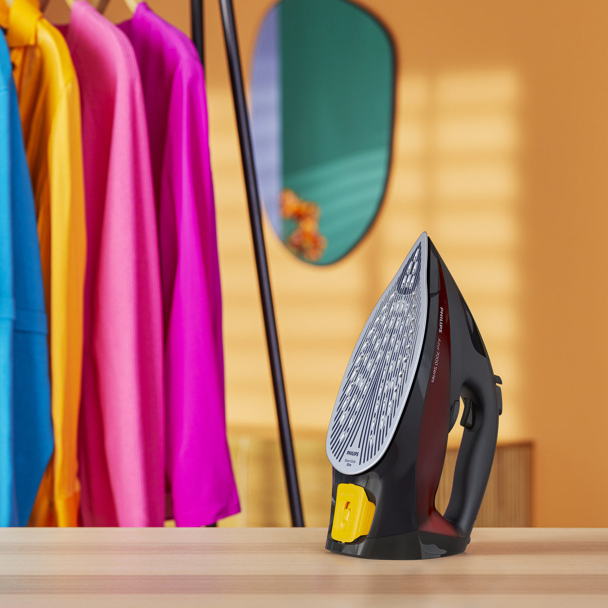Philips 7000 series DST7022/40 strygejern Dampstrygejern SteamGlide Plus strygesål 2800 W Sort, Rød