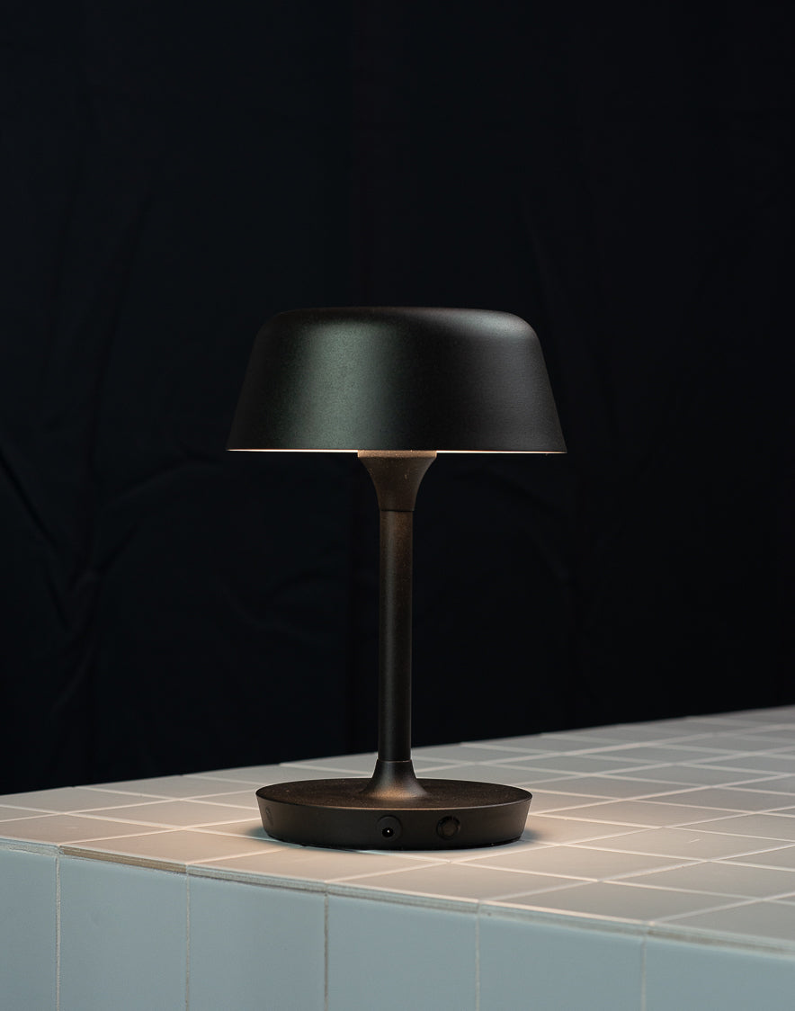 Dyberg Larsen Valencia sort portable bordlampe - Bordlampe