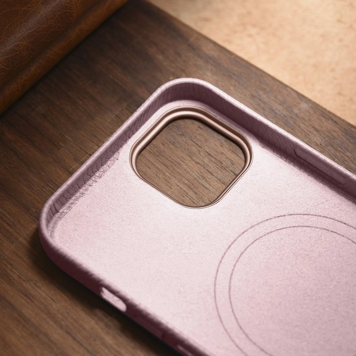 iCarer Litchi Premium Ledder Case iPhone 14 Plus Magnetisk Ledder Case med MagSafe Pink (WMI14220711-PK)
