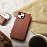 iCarer CE Oil Wax Premium Leather Folio Case iPhone 14 Plus magnetisk flip case MagSafe brun (AKI14220707-BN)