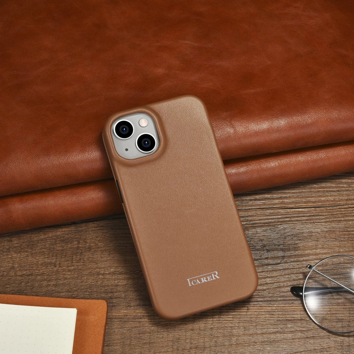 iCarer CE Premium læder Folio Case iPhone 14 Plus Magnetisk Flip læder Folio Case MagSafe Brown (WMI14220715-BN)