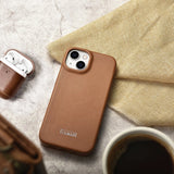 iCarer CE Premium læder Folio Case iPhone 14 Plus Magnetisk Flip læder Folio Case MagSafe Brown (WMI14220715-BN)
