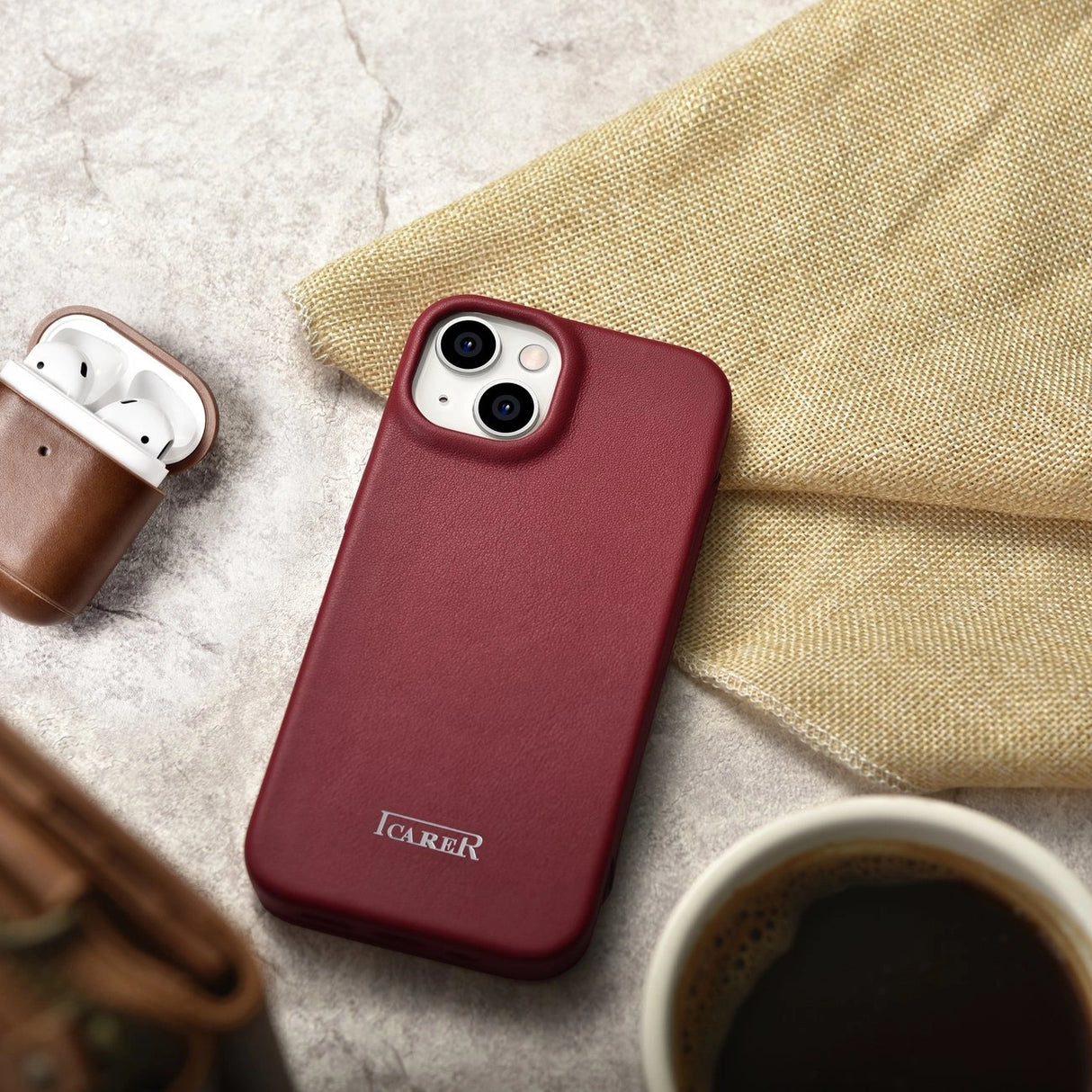 iCarer CE Premium læder Folio Case iPhone 14 Plus Magnetisk Flip læder Folio Case MagSafe Red (WMI14220715-RD)