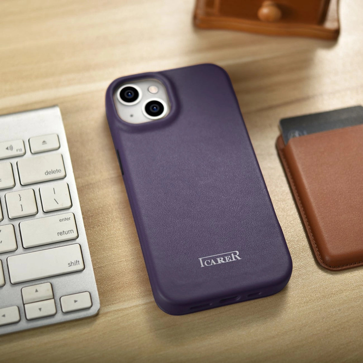iCarer CE Premium læder Folio Case iPhone 14 Plus Magnetisk Flip læder Folio Case MagSafe mørk lilla (WMI14220715-DP)