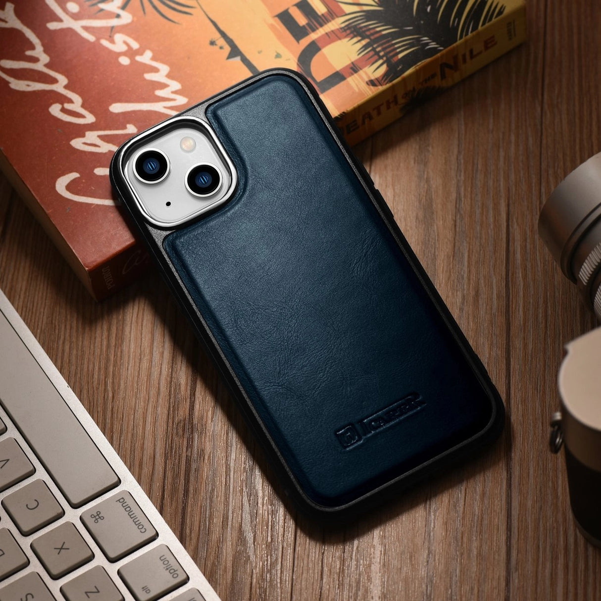 iCarer Leather Oil Wax case til iPhone 14 blå (WMI14220717-BU)