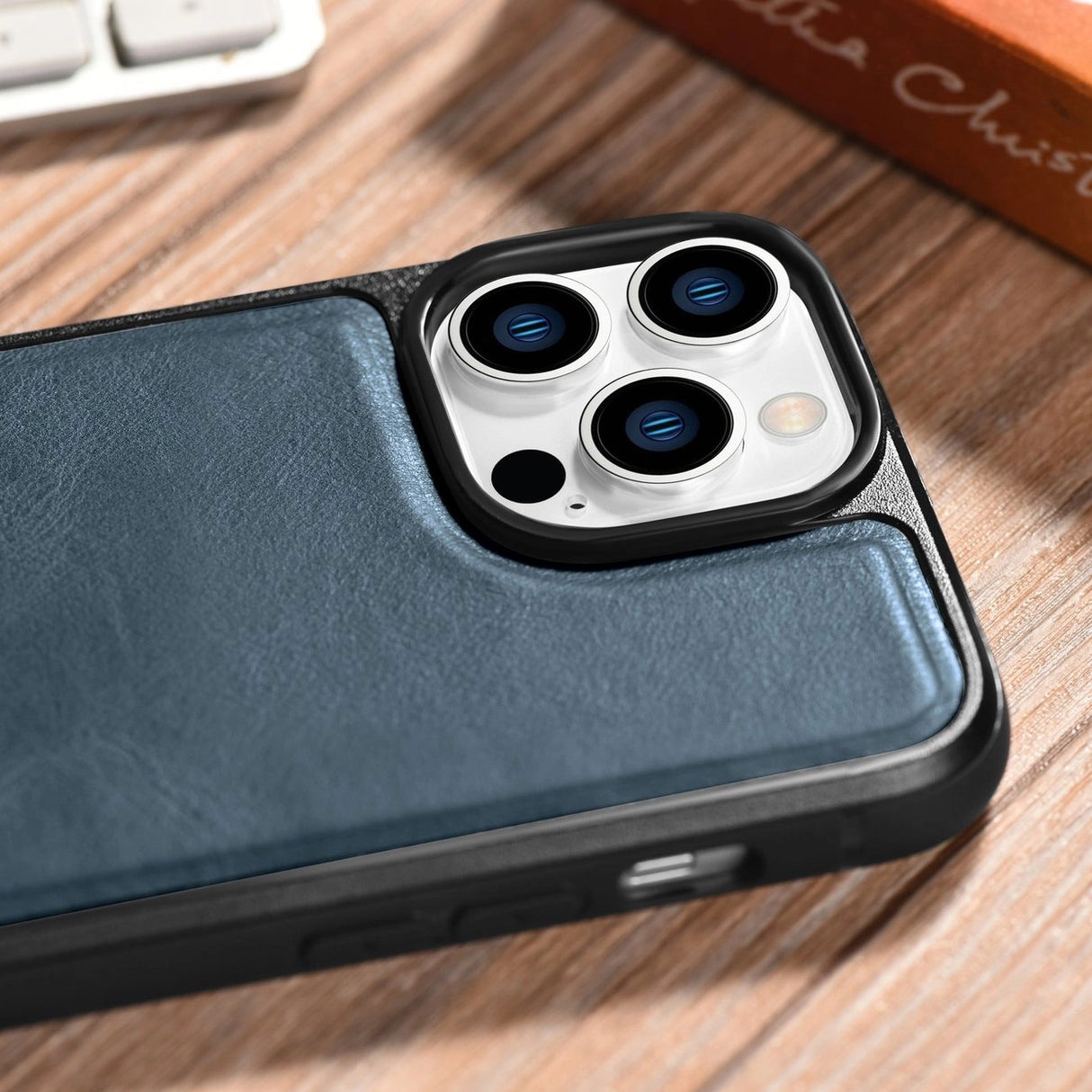 iCarer Leather Oil Wax case til iPhone 14 Pro blå (WMI14220718-BU)