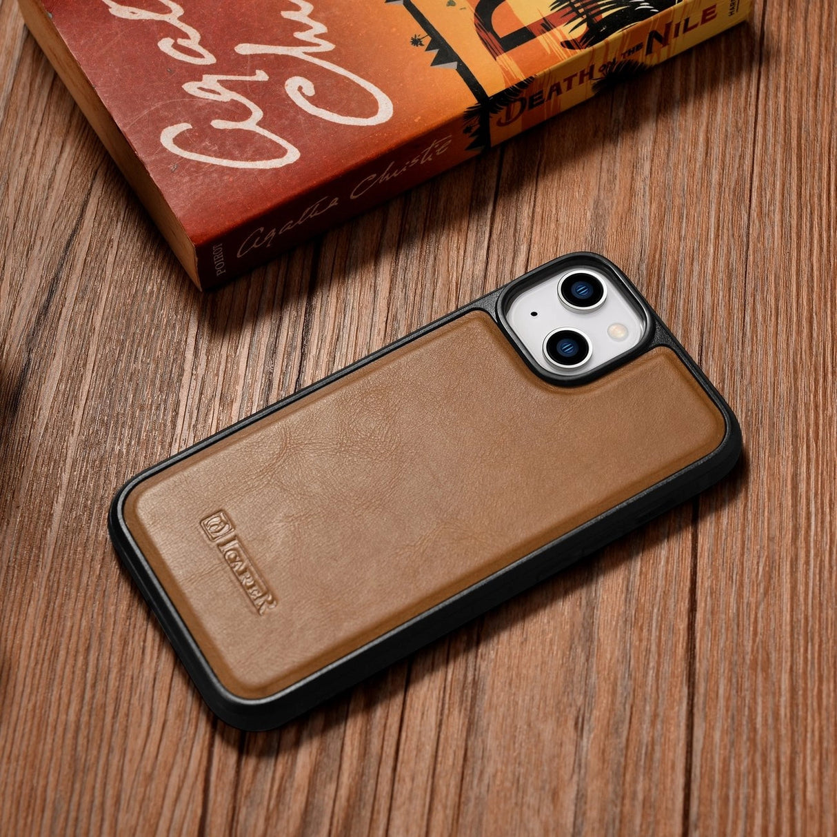 iCarer Leather Oil Wax case til iPhone 14 Plus brun (WMI14220719-TN)