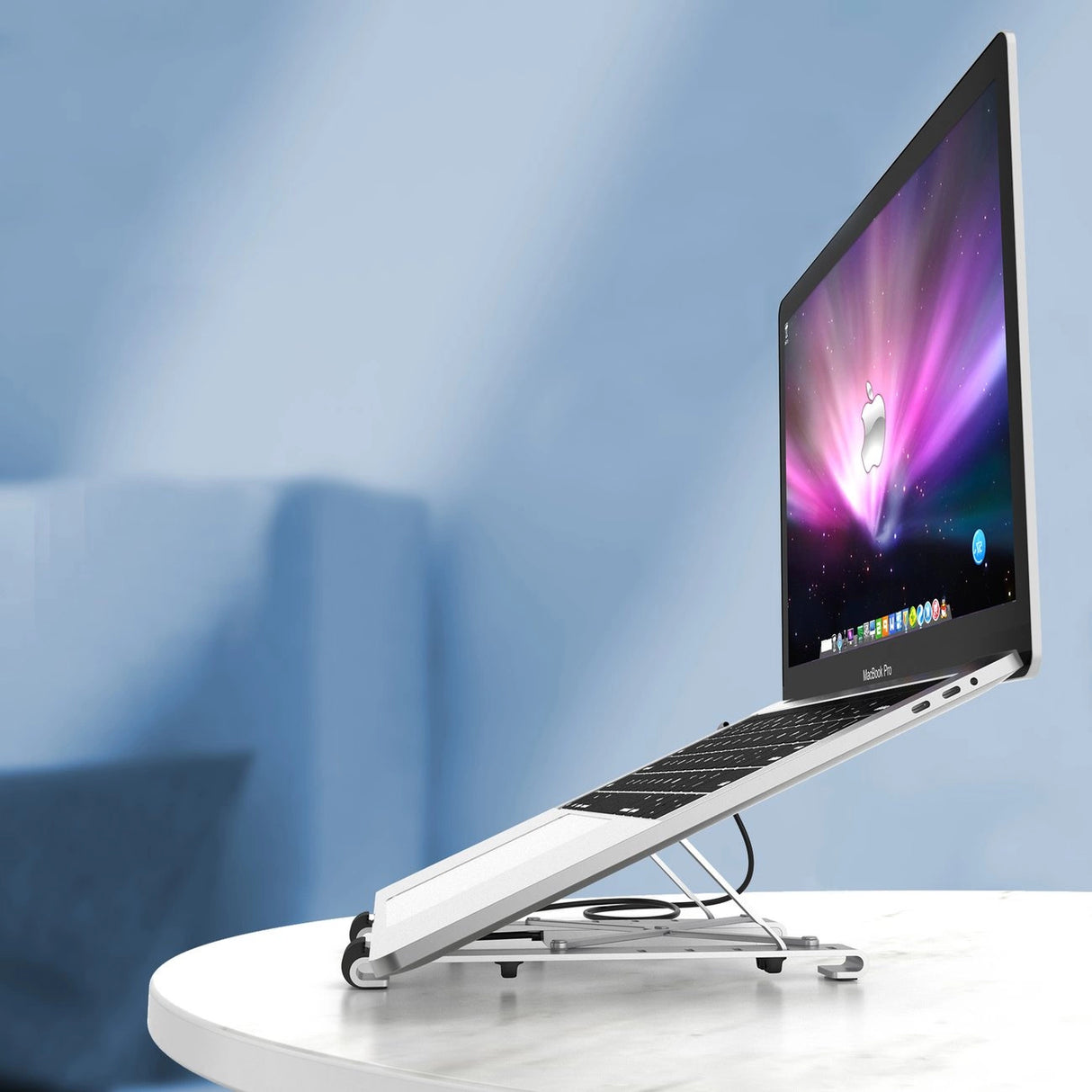 Choetech stand multifunktionsstation til bærbar pc PD / USB-C HDMI (4K / 30Hz) / 2xUSB-A / 1xUSB-C / 1xSD / 1xTF sort (HUB-M43)