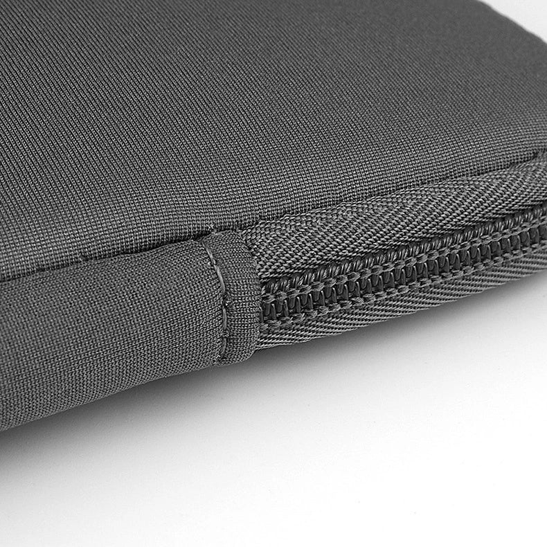 Universal 14" bærbar taske - sort