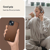 Spigen Cyrill Kajuk Mag Case med MagSafe til iPhone 14 Plus - Brunt