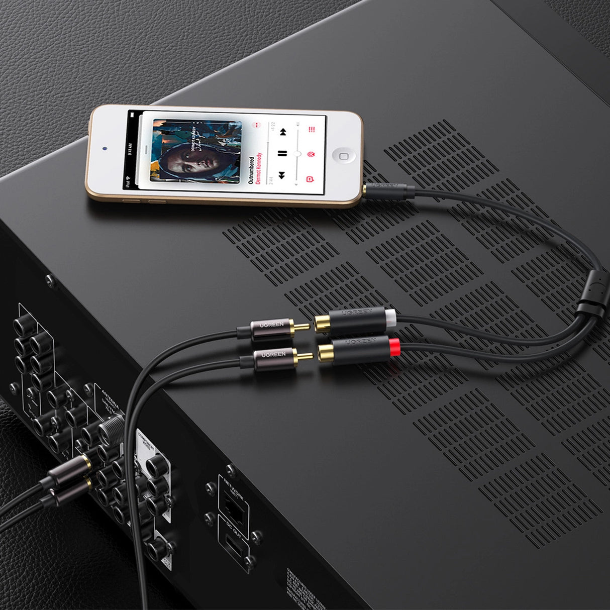 Ugreen audio adapter jack 3,5 mm mandlig til 2xRCA kvindelig kabel 0,25m grå (AV109)