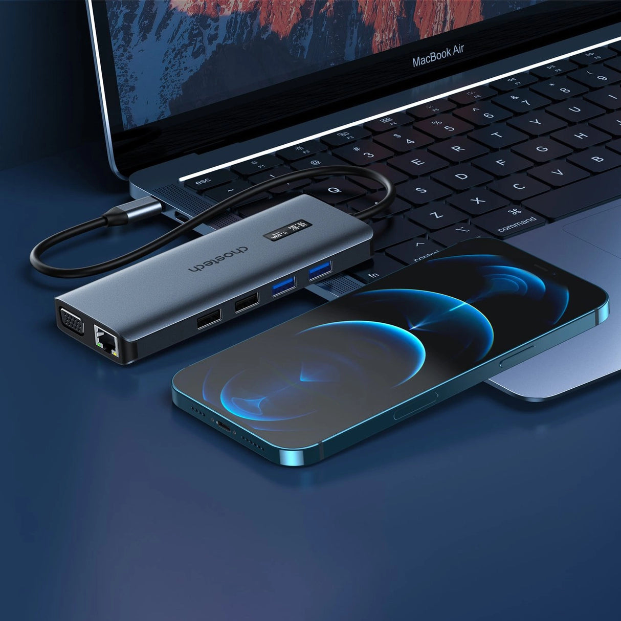 Choetech multifunktionelle HUB med display 12in1 USB-C til USB-C / USB-A / HDMI / VGA / AUX / SD / TF grå (HUB-M26)