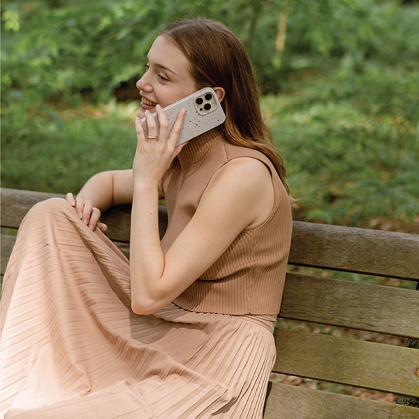 Uniq Coehl Terrazzo-foder for iPhone 14 Plus - lyserød