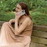 Uniq Coehl Terrazzo-udstyr til iPhone 14 Pro Max - lyserød