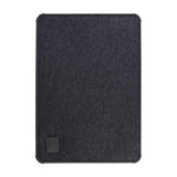 Uniq Dfender cover til en 16" laptop - sort