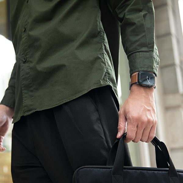 Uniq Garde-hylster til Apple Watch 7/8/SE2 45 mm - grå