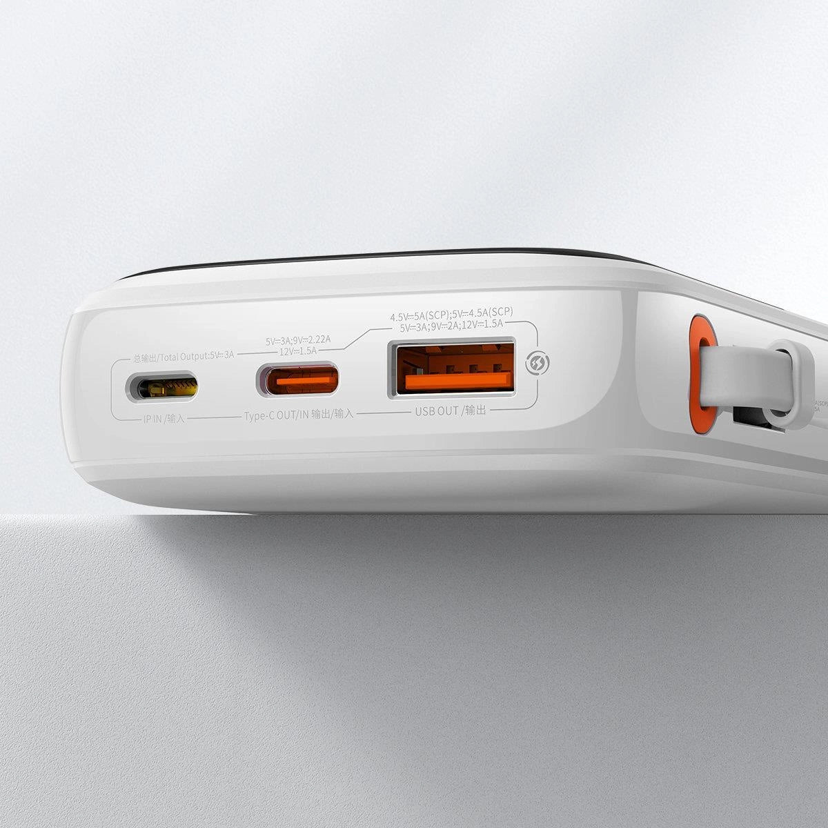 Baseus Qpow Digital Display powerbank med hurtig opladning 10000mAh 22.5W QC/PD/SCP/FCP med indbygget USB-C kabel hvid