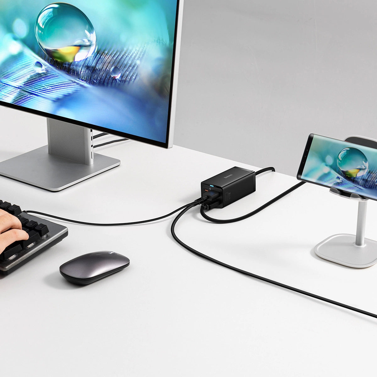 Baseus hurtigoplader GaN5 Pro HUB HDMI 2 x USB-C / USB-A / HDMI 4K 30Hz 1,5m sort + USB-C kabel - USB-C 100W 40Gb / s (USB4) 1m (CCGP110201)