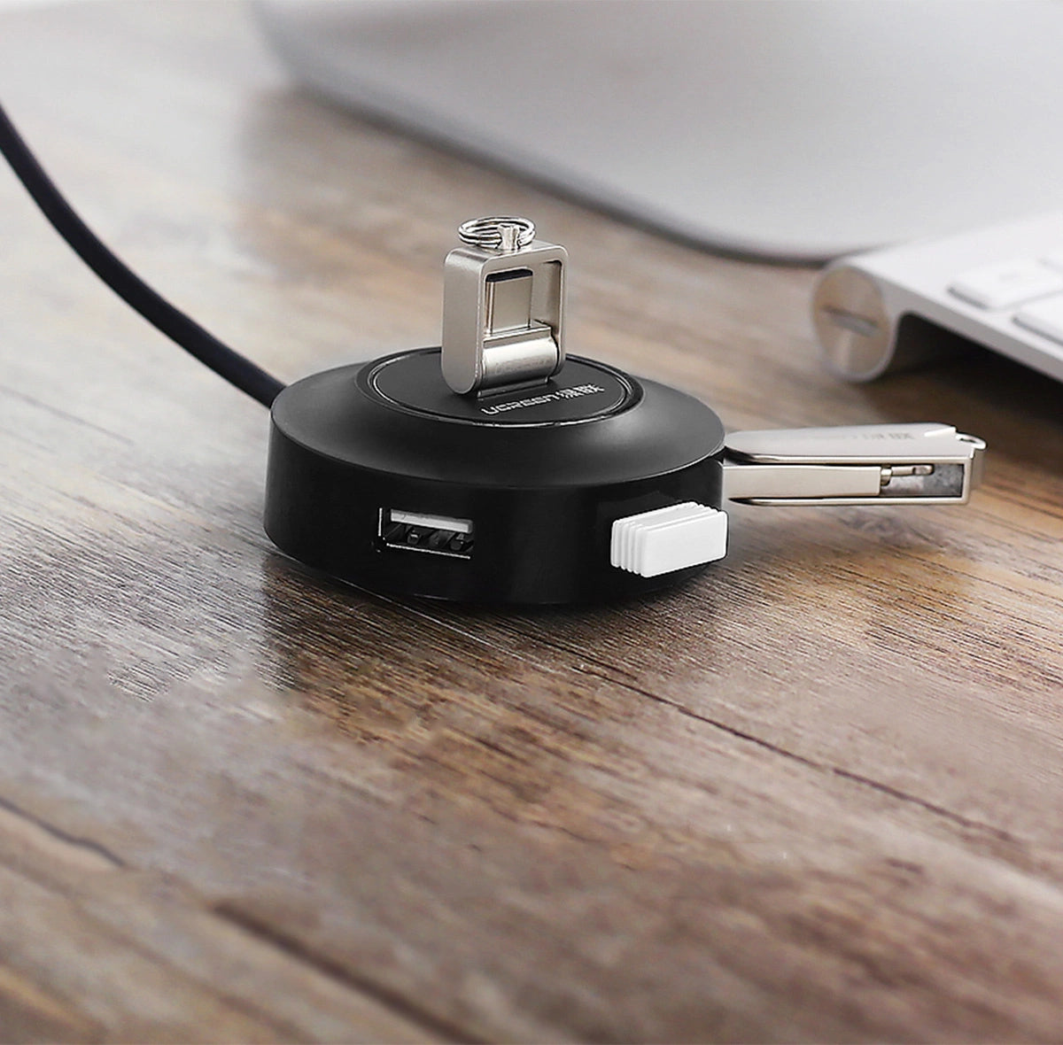 Ugreen HUB USB2.0 4x USB-A 480Mbps 1m hvid (CR106)