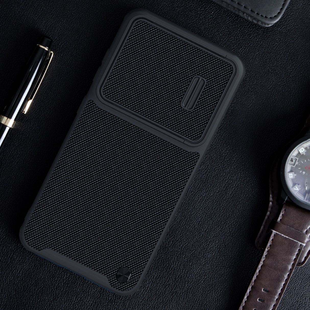 Nillkin Textured S Case til Samsung Galaxy S23, pansret cover med kamera cover, sort
