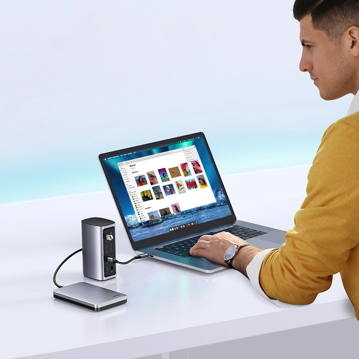 Ugreen Multifunction HUB 12in1 USB C USB HDMI DP RJ45 AUX SD TF grå (CM555)