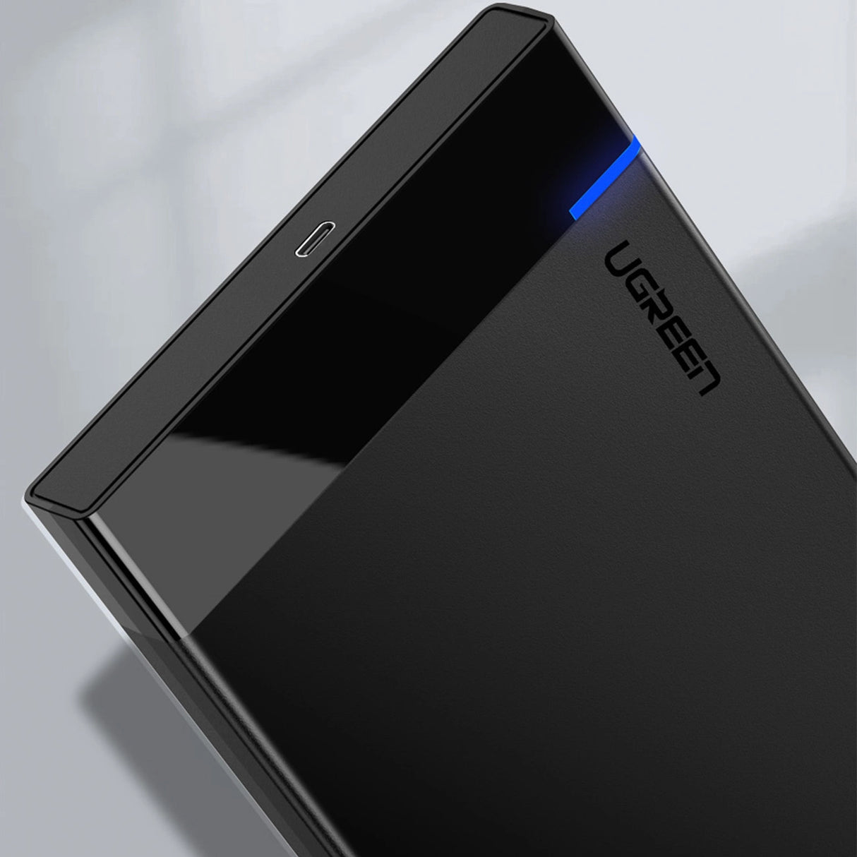 Ugreen adapterkasse til SATA 2,5' 6TB drev USB-C 3.0 sort (US221)