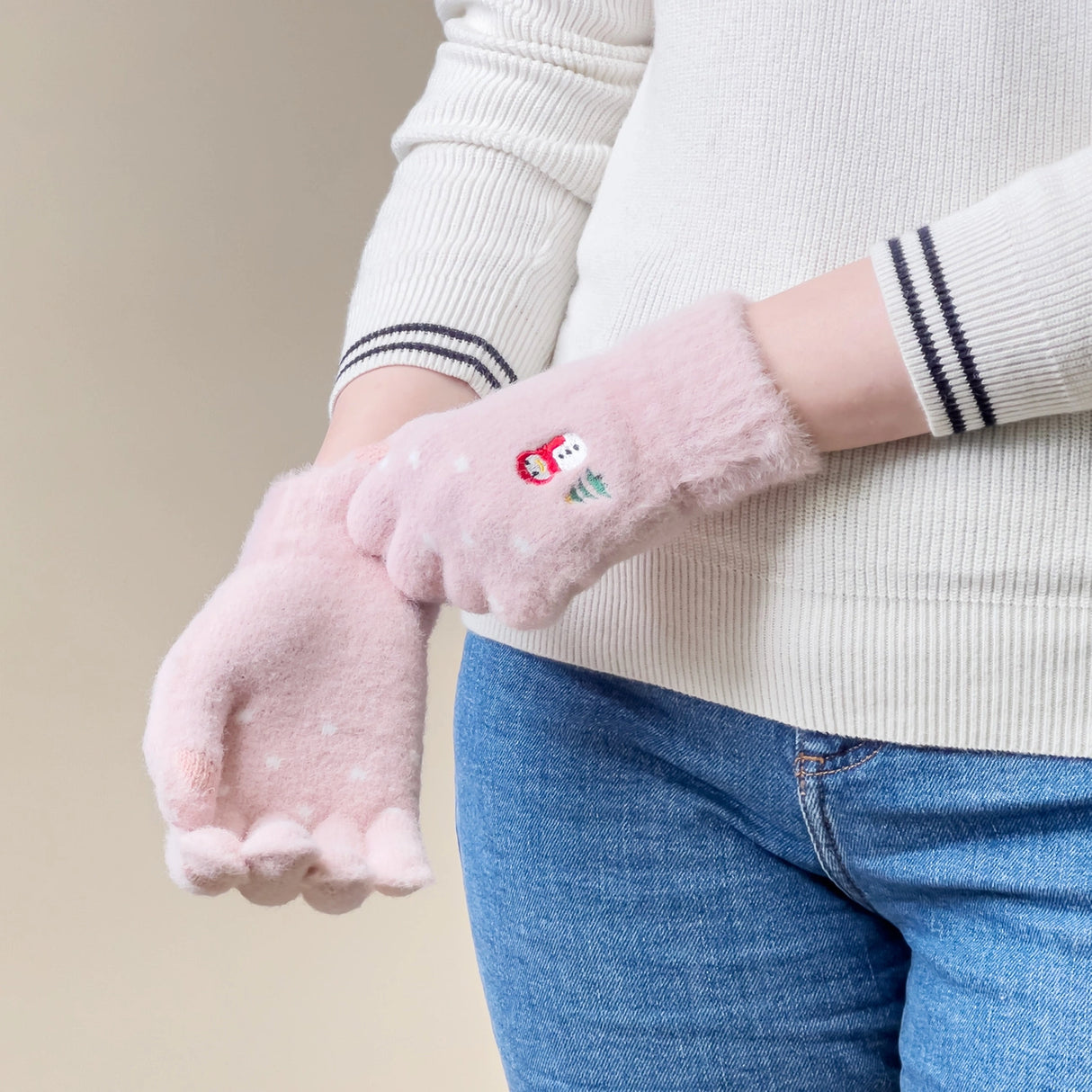 Vintertelefonhandsker til kvinder med en snemand og et juletræ - rosa
