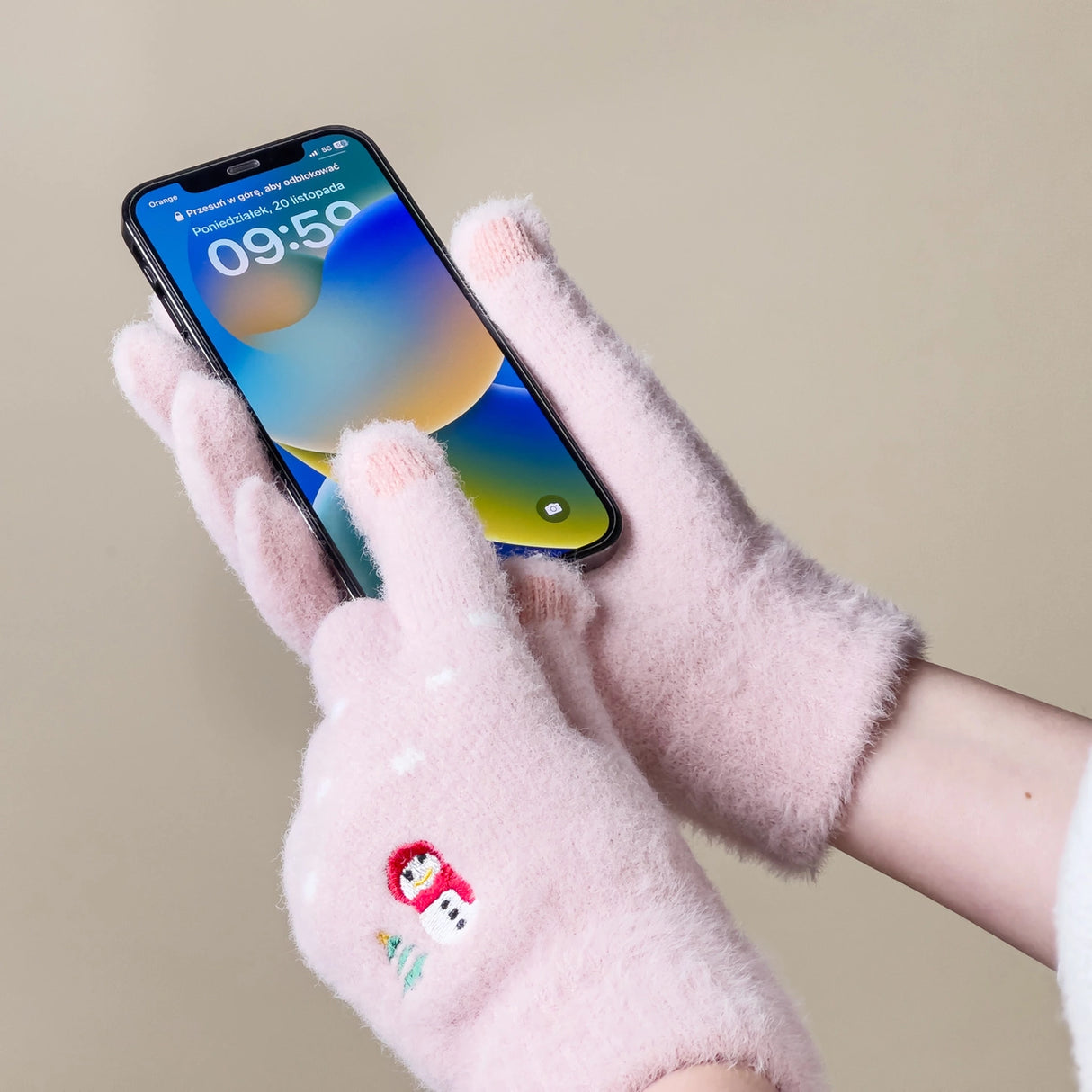 Vintertelefonhandsker til kvinder med en snemand og et juletræ - rosa
