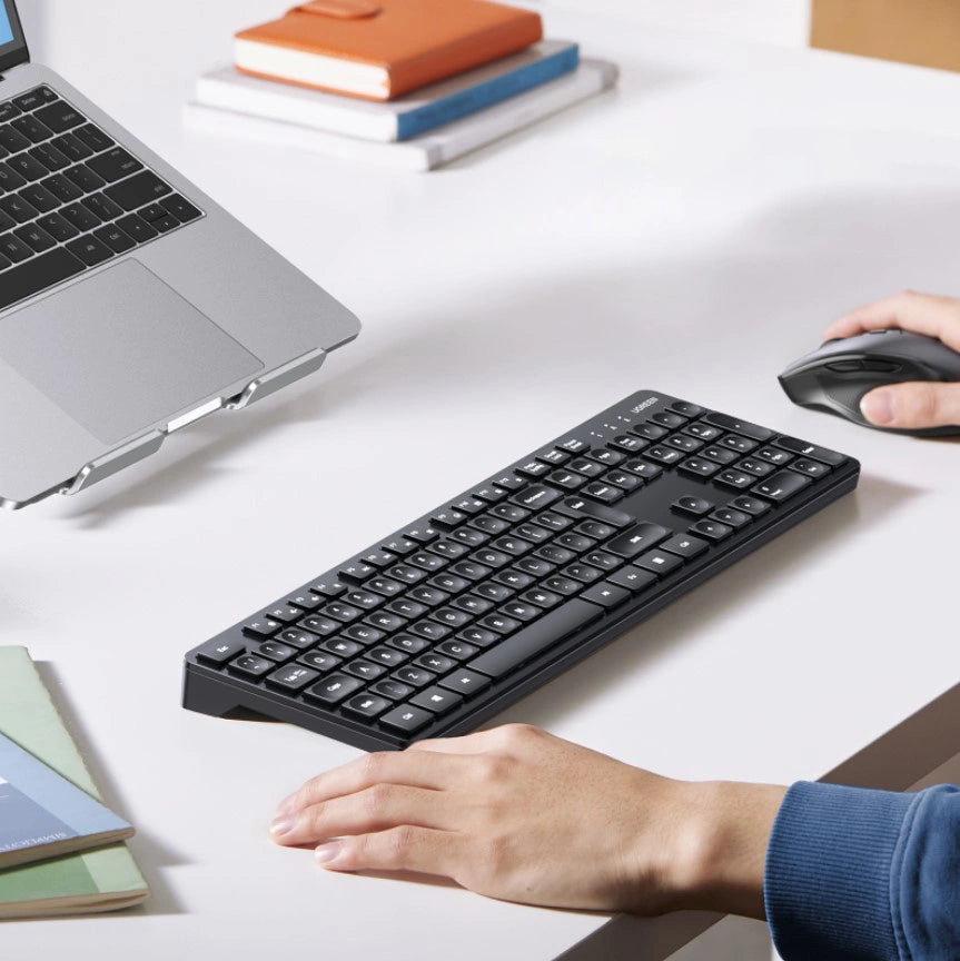 Ugreen MK006 trådløs mus og tastatur sæt 2.4Ghz - sort
