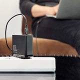 Joyroom JR-TCG04EU 100W GaN oplader 3x USB-C USB-A + USB-C / USB-C kabel 100W - sort