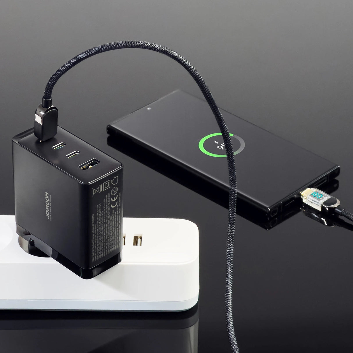 Joyroom JR-TCG04EU 100W GaN oplader 3x USB-C USB-A + USB-C / USB-C kabel 100W - sort