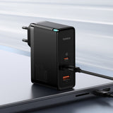 Baseus GaN5 Pro GaN oplader 2x USB-C / USB-A 160W - sort + USB-C - USB-C 240W kabel - sort