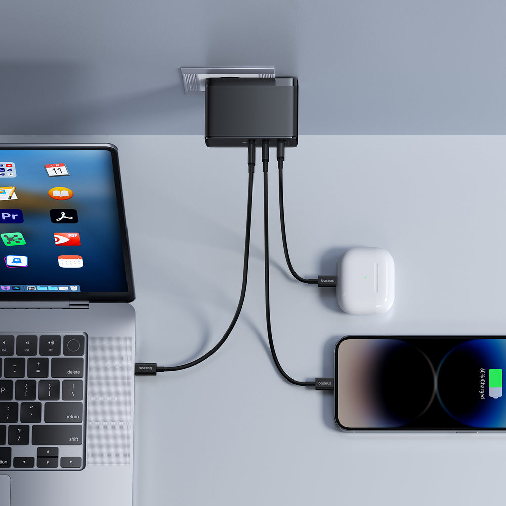 Baseus GaN5 Pro GaN oplader 2x USB-C / USB-A 160W - sort + USB-C - USB-C 240W kabel - sort
