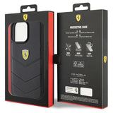 Ferrari Quilted Metal Logo case til iPhone 15 Pro Max - sort