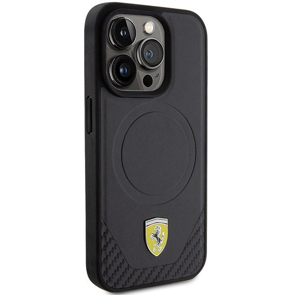 Ferrari Carbon Metal Logo MagSafe-hylster til iPhone 15 Pro - sort