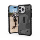 UAG Pathfinder MagSafe case til iPhone 15 Pro Max - camouflagegrå