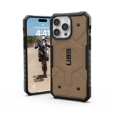 UAG Pathfinder MagSafe-fodral til iPhone 15 Pro Max - brun