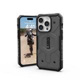 UAG Pathfinder MagSafe fodtøj til iPhone 15 Pro - sølv