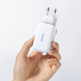 Ugreen CD244 65W USB-A / 2x USB-C GaN hurtigoplader - hvid