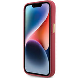 Guess Silicone Script Metal Logo & Frame Case til iPhone 15 - rød