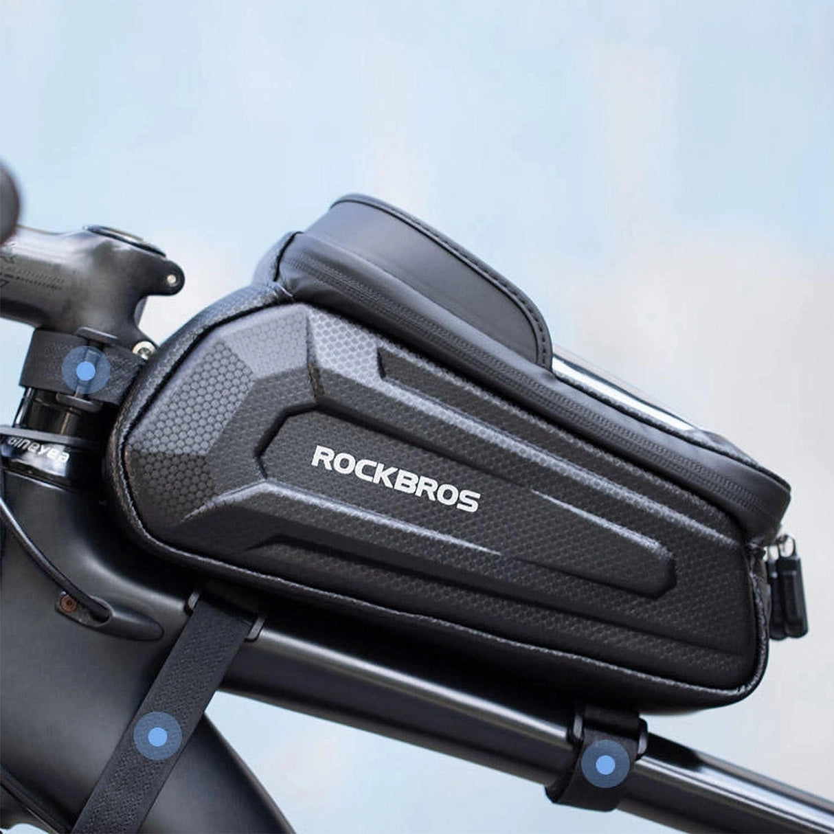 Rockbros B68 cykeltaske til pansret ramme med telefonlomme og dække 1,7l - sort