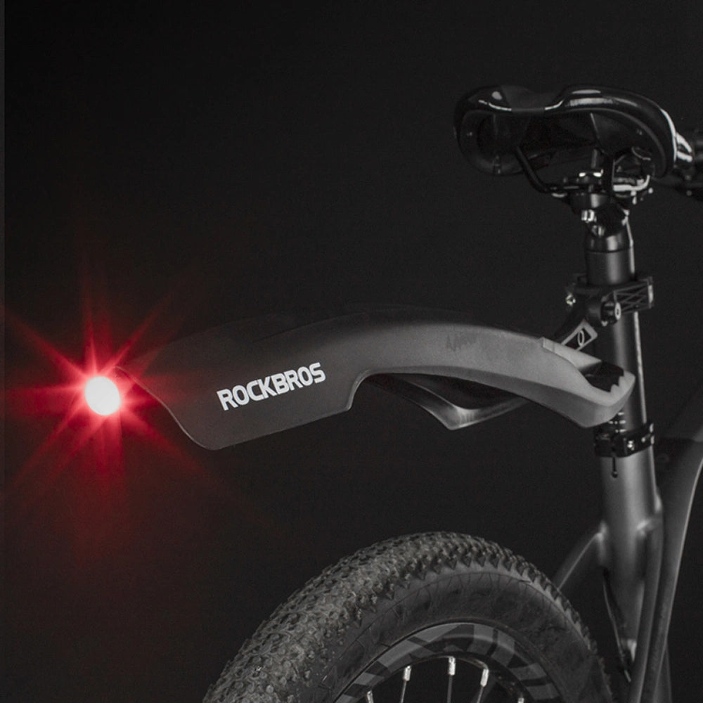 Rockbros DNB8001 mudderskærm med rød LED-lys - sort