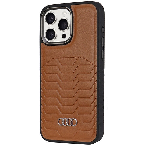 Audi syntetisk læderhylster med MagSafe til iPhone 15 Pro Max - brun