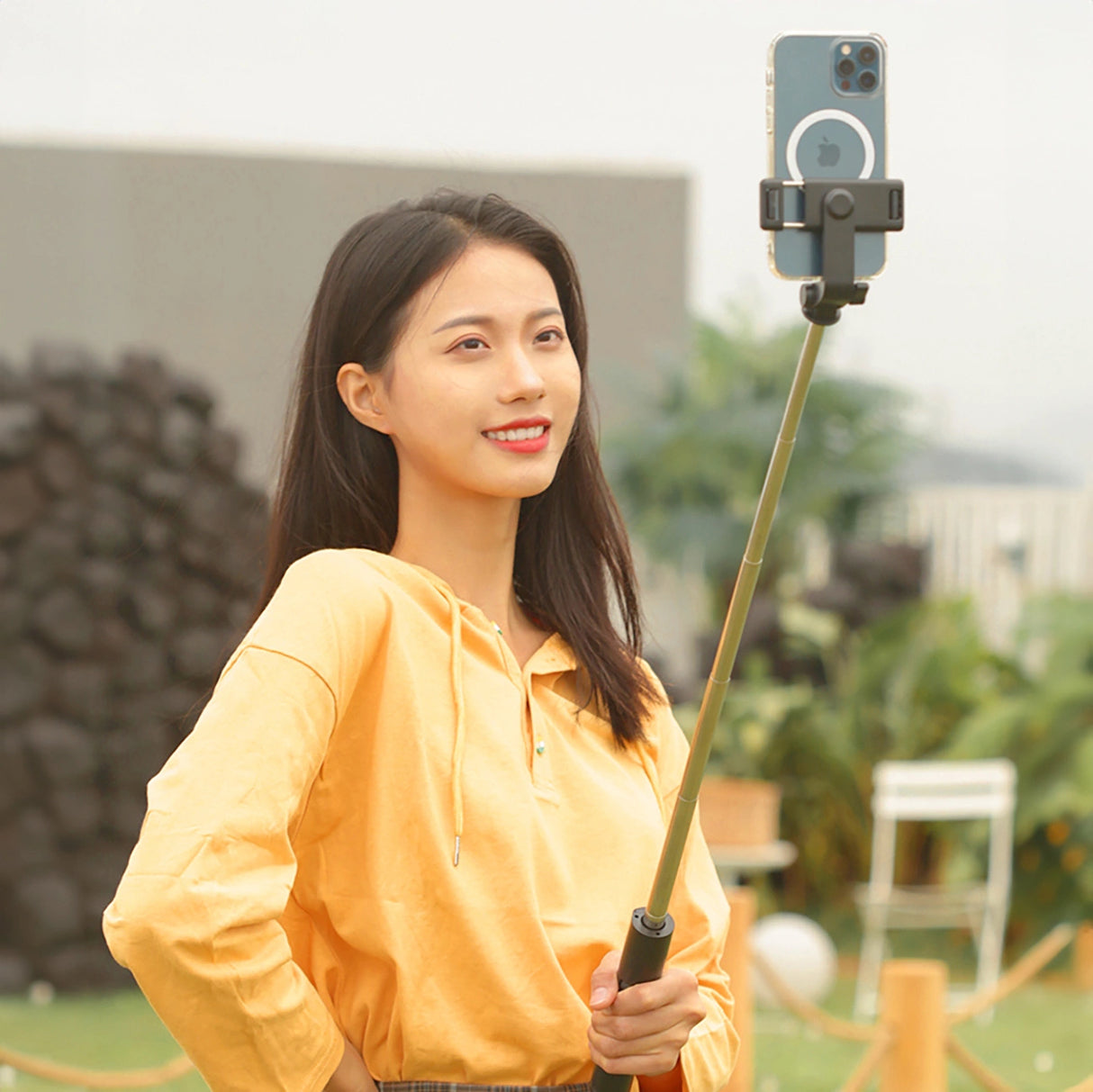 Selfie stick WHS1Y teleskopisk stativ 1m med telefonholder - sort