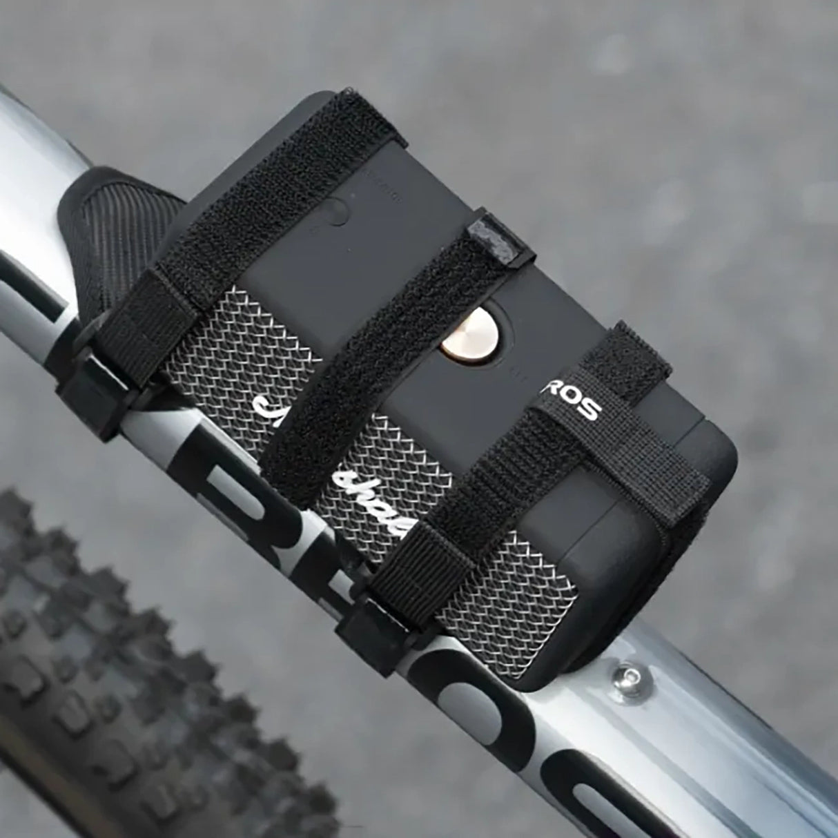 Rockbros 50210064001 cykelrem med velcro til Bluetooth-højttaler eller vandflaske - sort